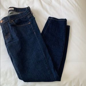 J BRAND | Skinny Leg Dark Wash Jeans